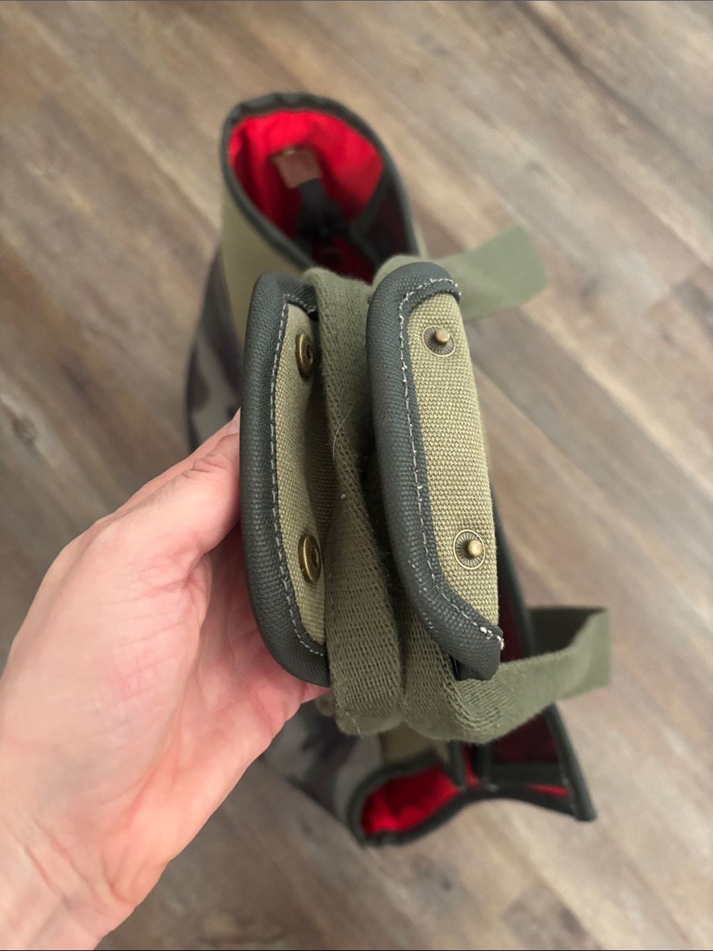 Reddy camo dog carrier tote - Picture 7 of 8